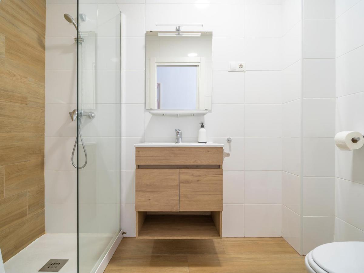 Sanders Lavender - Delightful Two-Bedroom Apartment Downtown Málaga Exteriör bild